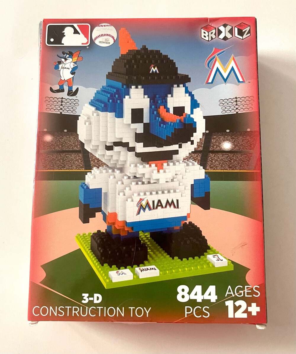 Billy the Marlin Miami Marlins BRXLZ Mascot 3-D Construction Toy